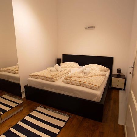 Alessia Apartment In The Old Town Τιμισοάρα Εξωτερικό φωτογραφία