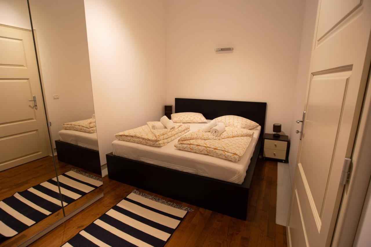 Alessia Apartment In The Old Town Τιμισοάρα Εξωτερικό φωτογραφία