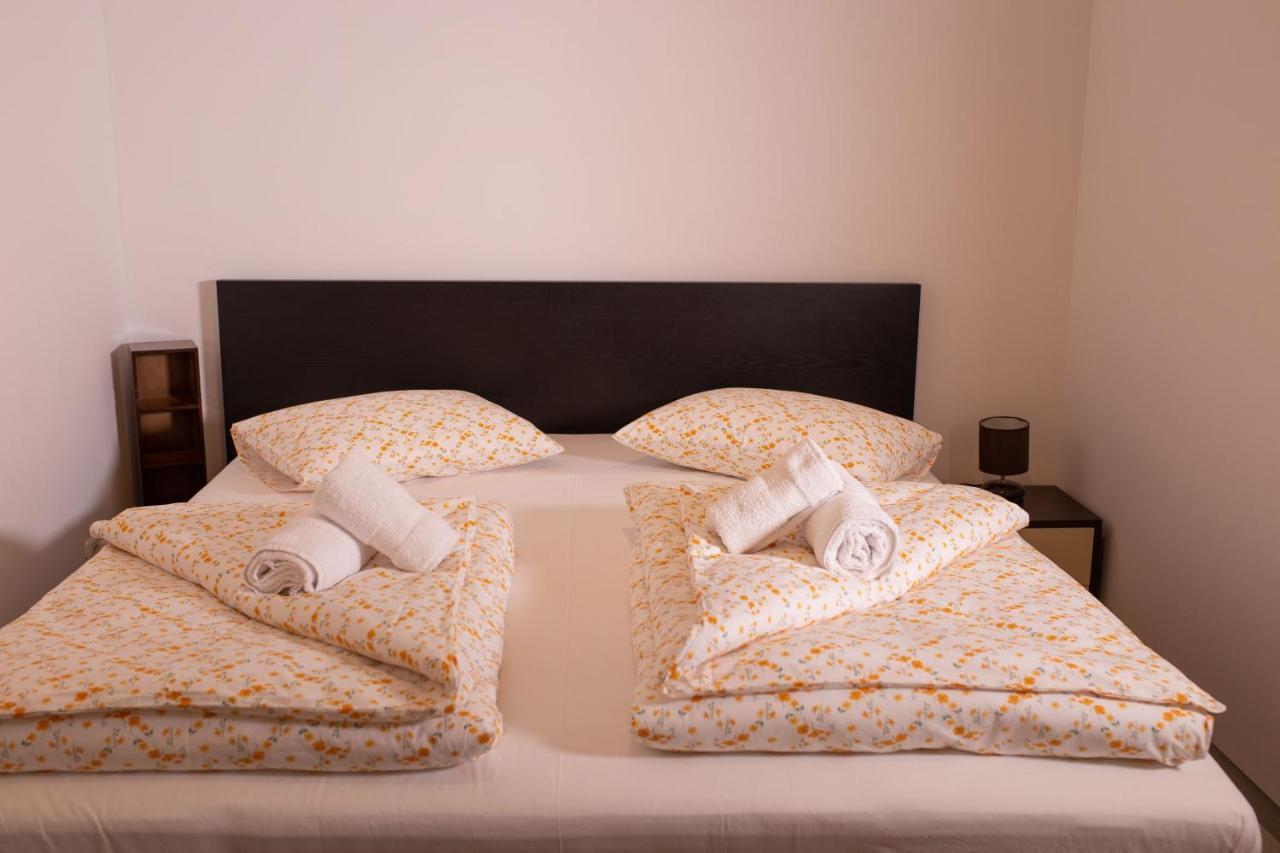Alessia Apartment In The Old Town Τιμισοάρα Εξωτερικό φωτογραφία